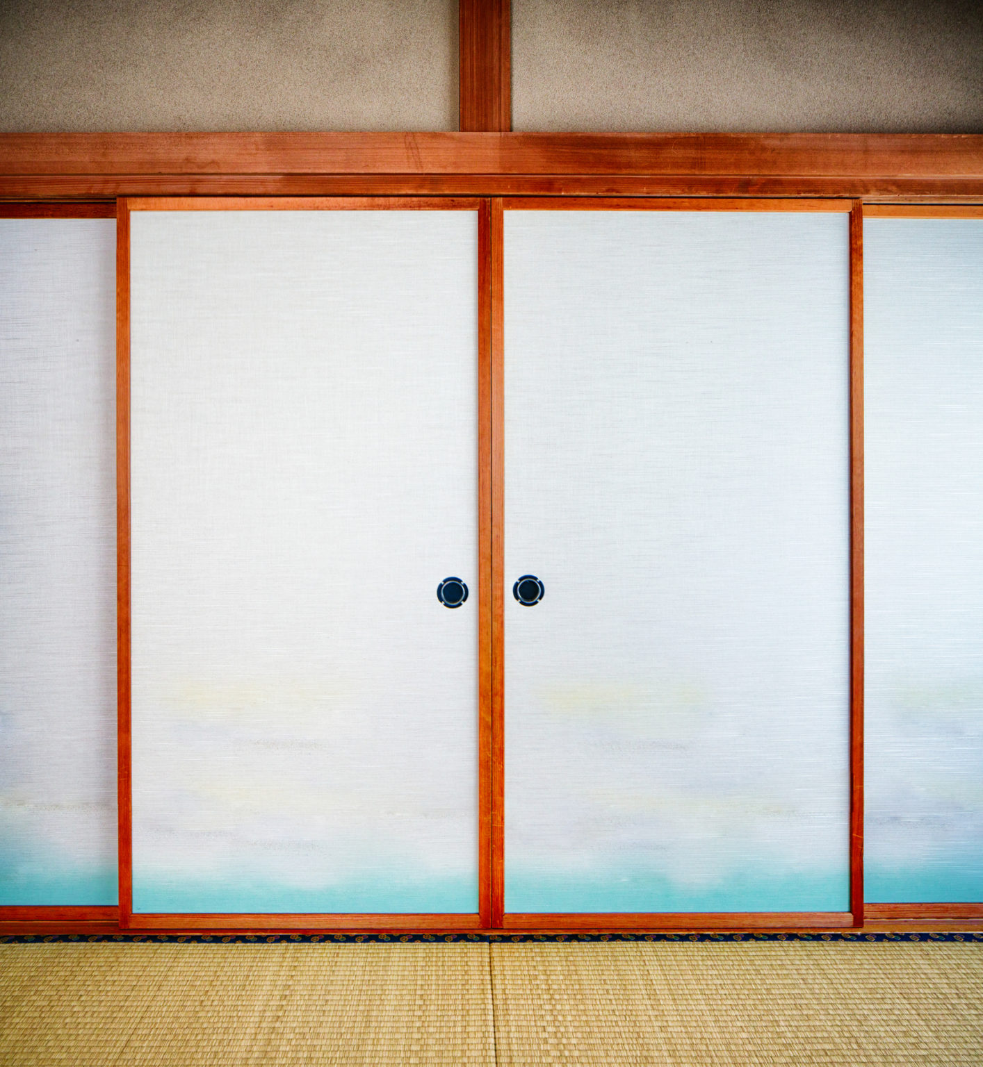 Japanese shoji paper doors 大徳屋